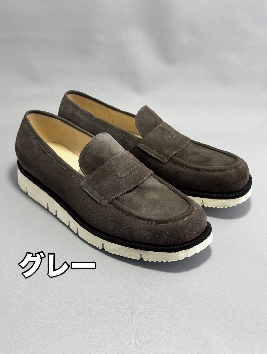 52D8B875 F82B 4633 81B9 1B6D30B653CF